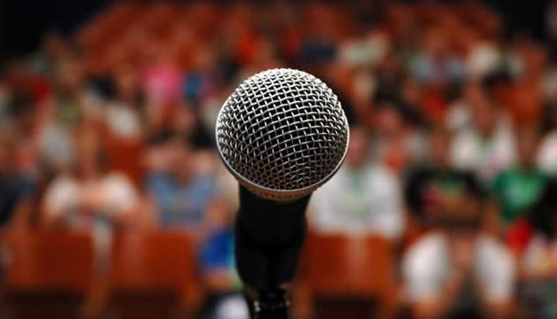 Doa Dilancarkan Berbicara Di Depan Umum (Public Speaking)