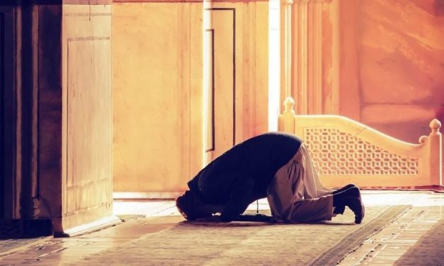 Contoh Khutbah Idul Adha untuk Salat Id di Rumah