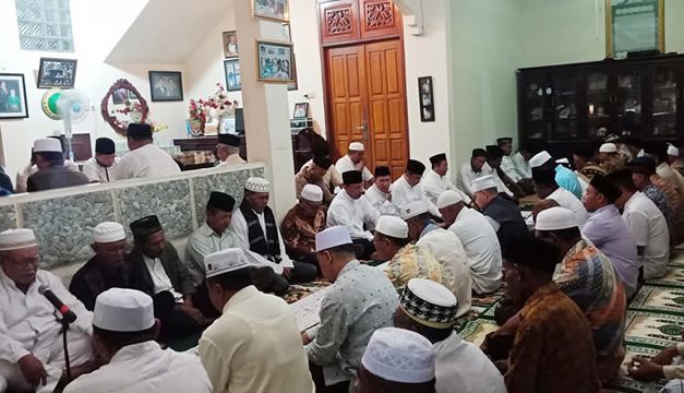 Bacaan Lengkap Doa Tahlil dan Doa Arwah