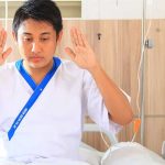Sholat Sambil Duduk. Berikut Cara yang Benar