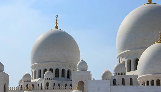 5 Amalan Sunnah di Hari Jumat yang Danjurkan Nabi Muhammad SAW